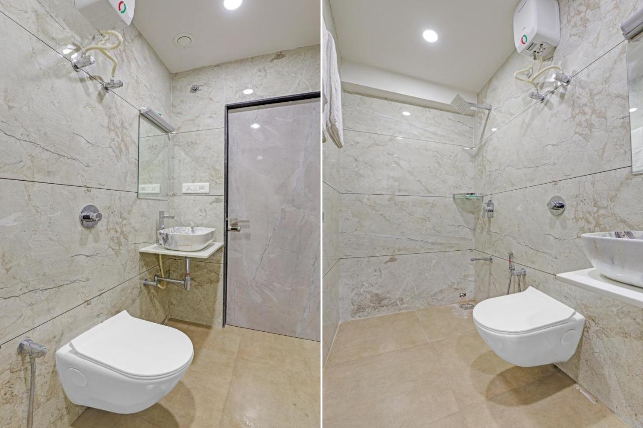 Hotel Collection O Alpha One Ahmedabad Esterno foto
