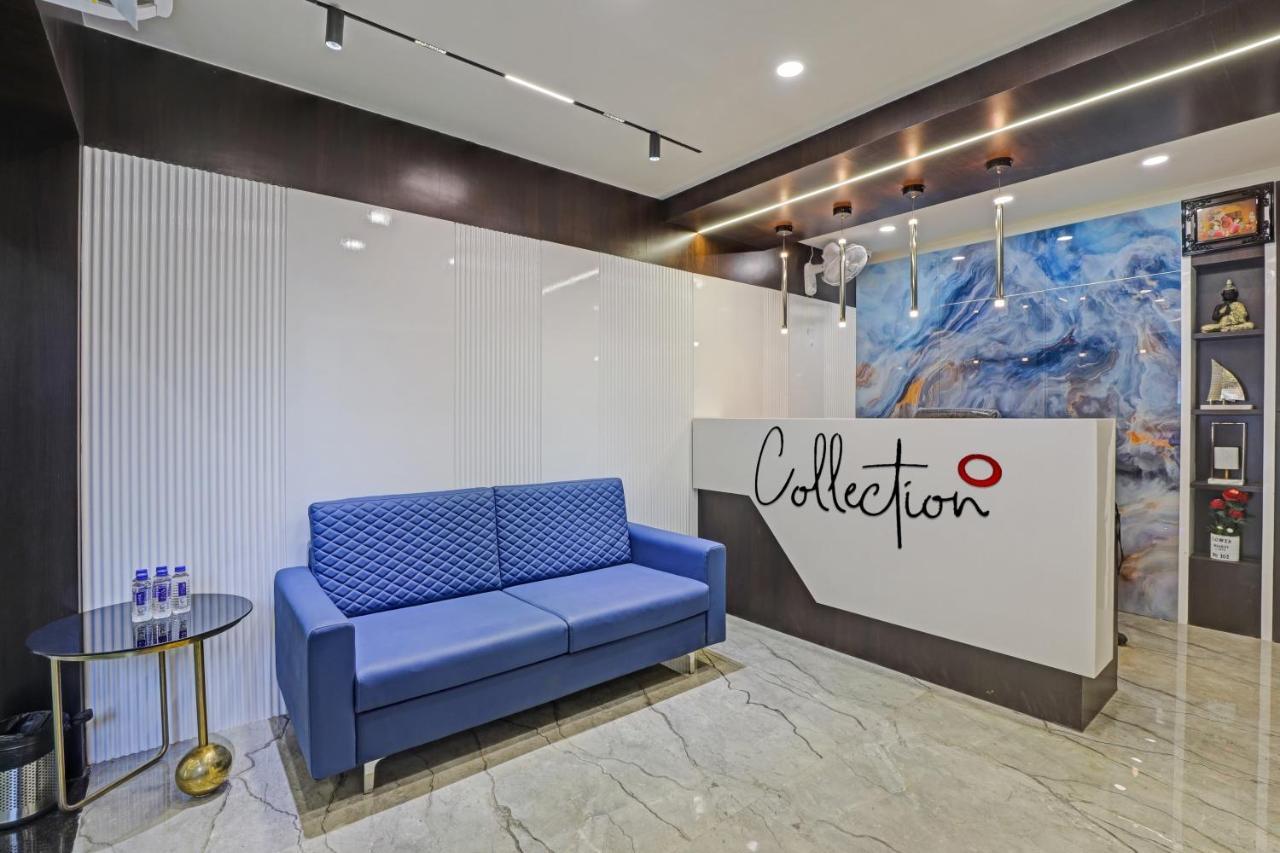 Hotel Collection O Alpha One Ahmedabad Esterno foto